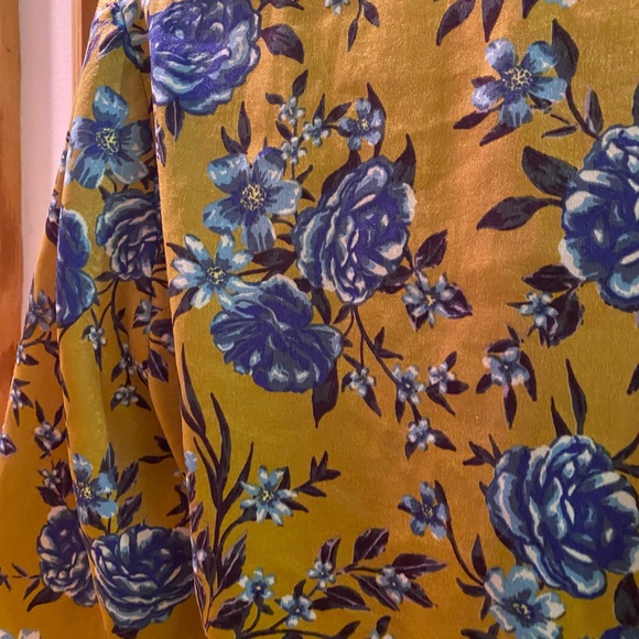 TOPSHOP blouse - Picture 4 of 4